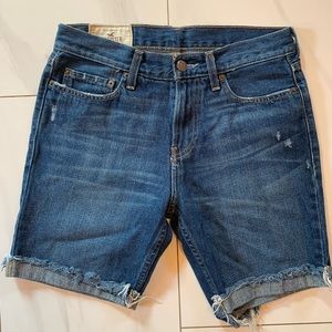 3/$30 HOLLISTER raw hem denim shorts waist 28